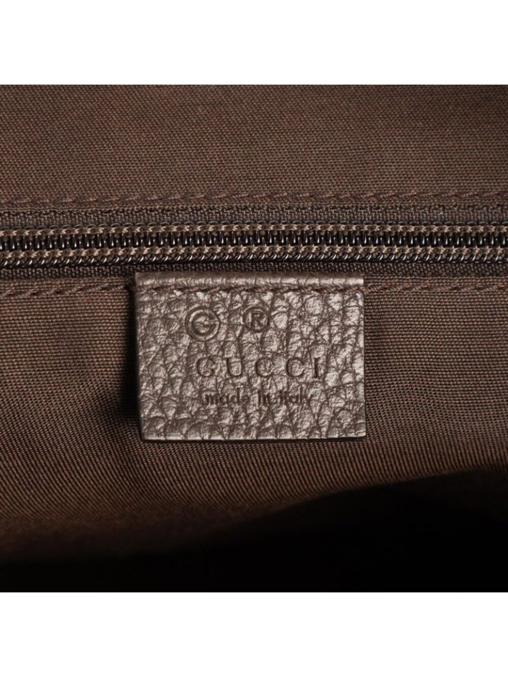 ★SOLD★ Gucci Flat Messenger Beige Dark Brown GG Crystal Patent Leather - Picture 10 of 10